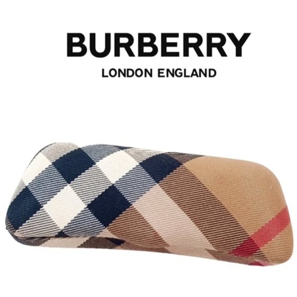 Burberry Accessories - Burberry Nova Check Glasses Case
